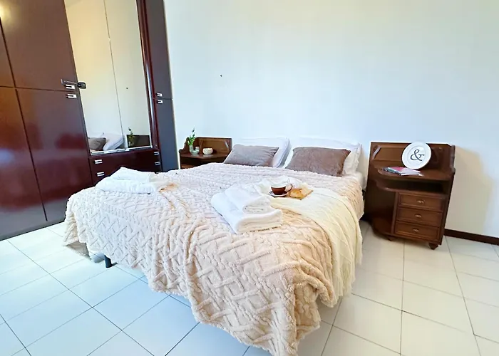 I-host - Valsolda 3 * Milan
